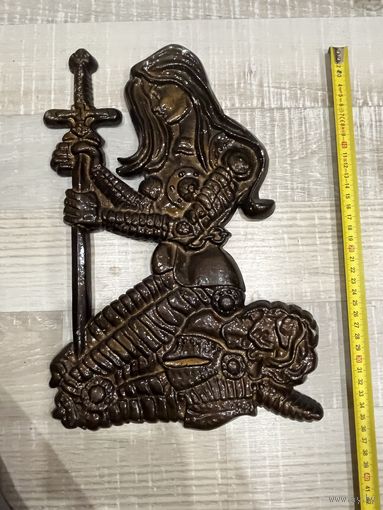 Плакетка панно девушка с мечом СССР ,металл