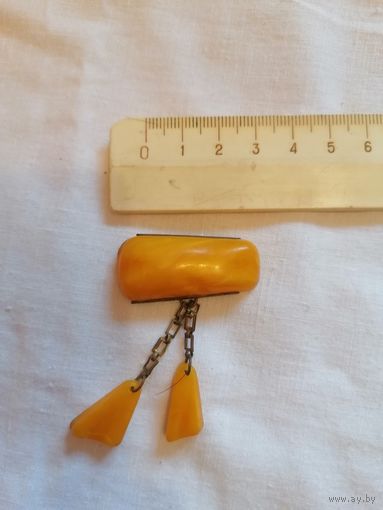 Брошь СССР янтарь