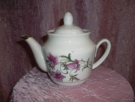 Чайник  фарфор. СССР.