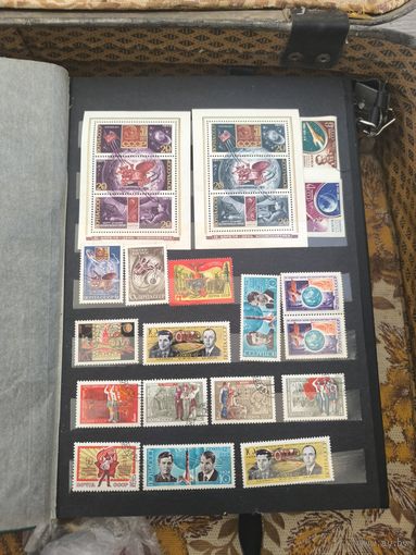 Коллекцию марок