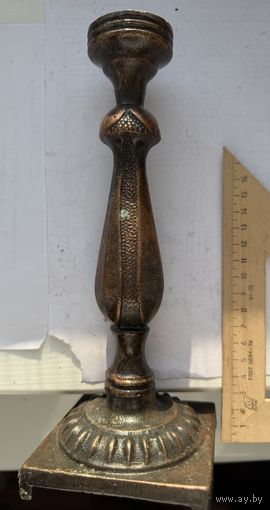 Подсвечник 2