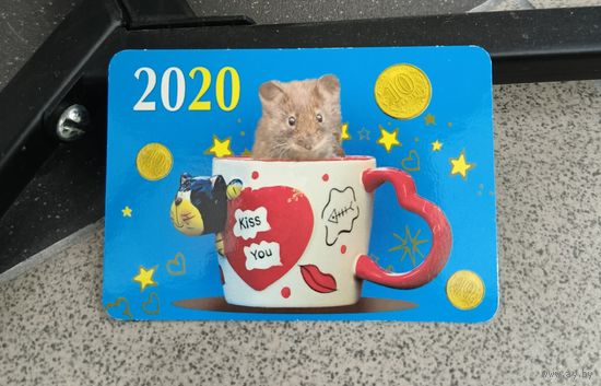 Календарик карманный 2020 мышь в кружке