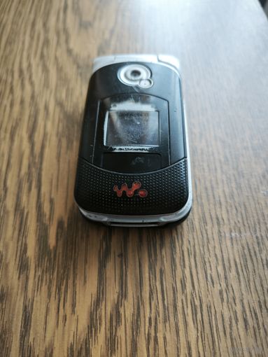Мобильный телефон Сони эриксон w300i Аукцион 7 дней Старт с 3 Бел. руб.  Работоспособность неизвестна.