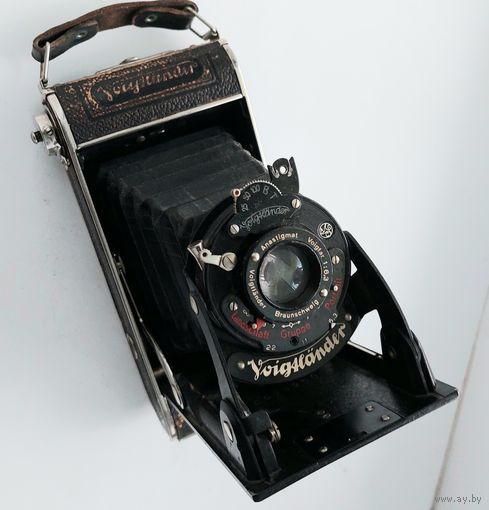 Фотоаппарат старинный "Voigtlander Bessa"Германия.30 е годы.