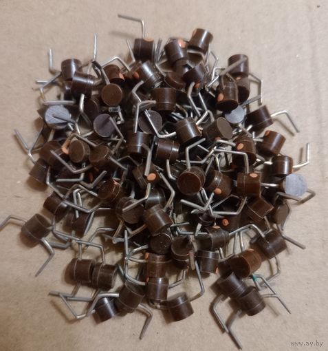 Диод Д410 новый  (цена за 10 штук.)