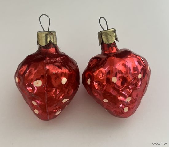 Елочная игрушка клубника СССР цена за все К.18
