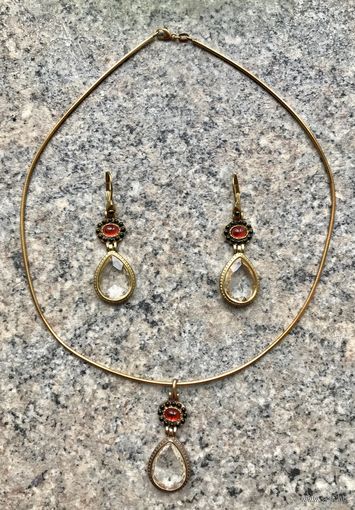 Колье и серьги комплект