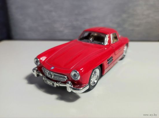 Mercedes-Benz 300SL 1954 1:36 Kinsmart машинка металлическая модель автомобиля коллекционная