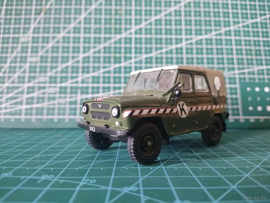 Масштабная модель УАЗ-469 Комендатура Масштаб 1/43 Deagostini