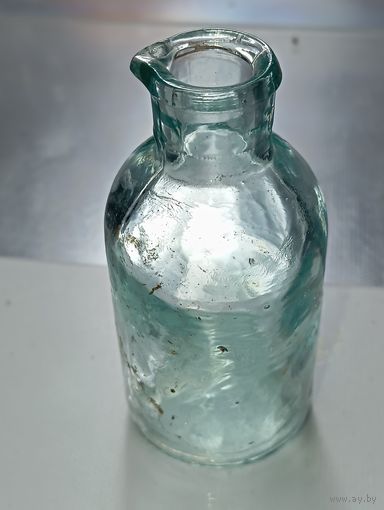 Витражная Аптечная бутылка ( пузырек с буквами на дне КО ) .