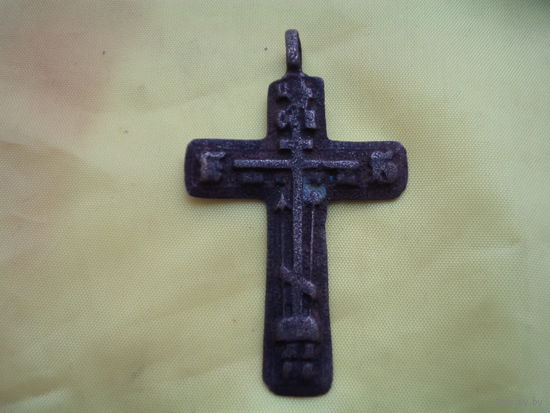 Крест нательный 17-18 в не частый