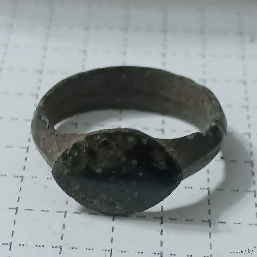 Перстень старинный #93