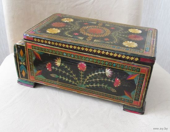 Все лоты с рубля.Старинная беларуская шкатулка,соломка,нач.20-го века?Ручная работа.Редкость!