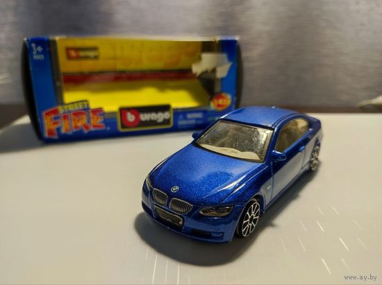 BMW 335i бмв 1:43 Bburago машинка металлическая модель автомобиля коллекционная бураго