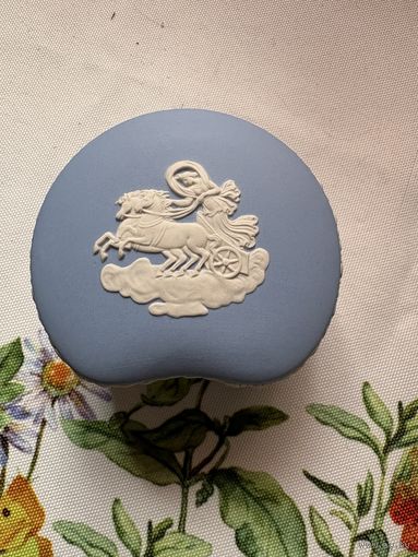 Шкатулка Античные сцены Колесница Wedgwood Англия антик