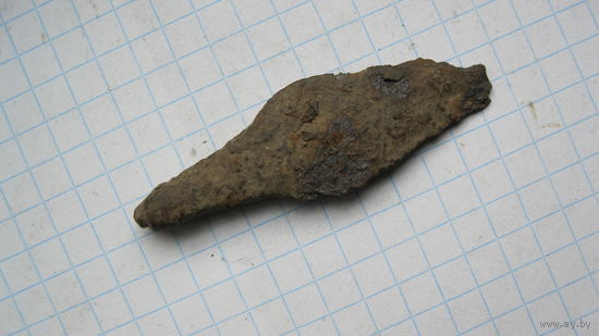 Древний наконечник стрелы.Железо.