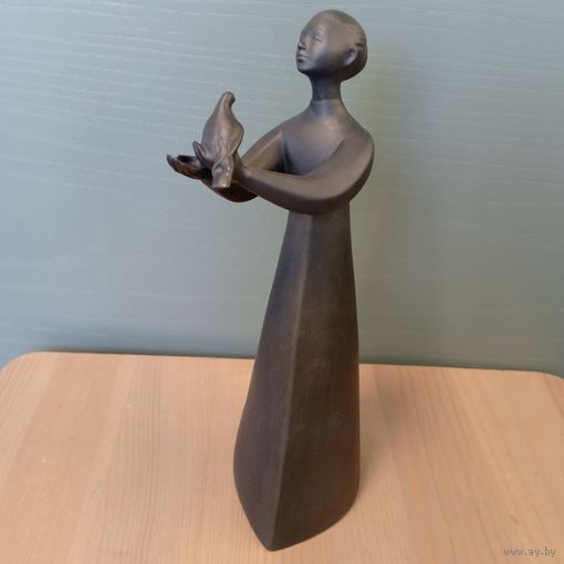 Статуэтка  Peace (Мир), Royal Doulton, Англия