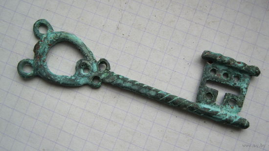 Привеска старинная, ключ. Бронза, литье.