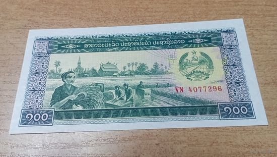 100 кип без года Лаоса **77296