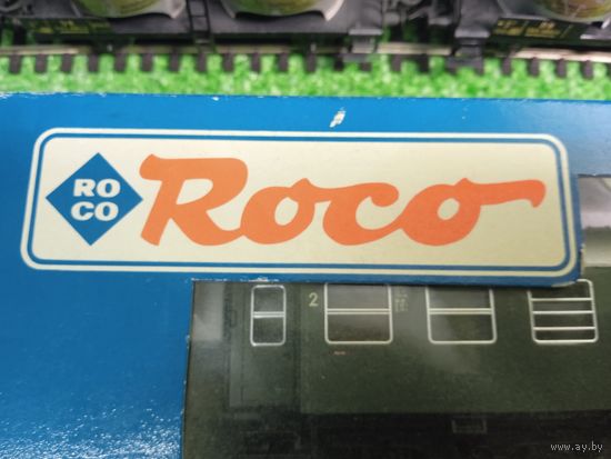 Вагон пассажирский 2кл 4-х осный (зел)  Roco б/у 1/87 HO