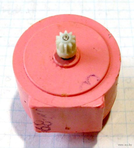 Электродвигатель 12 V от детской игрушки