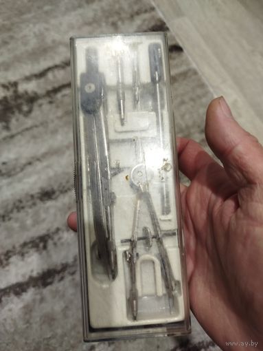 Готовальня