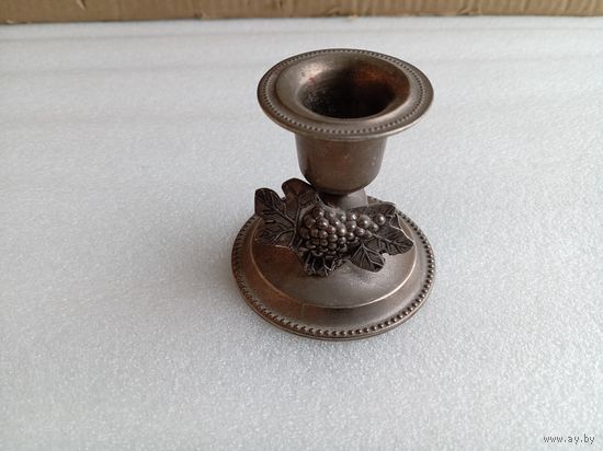 Подсвечник