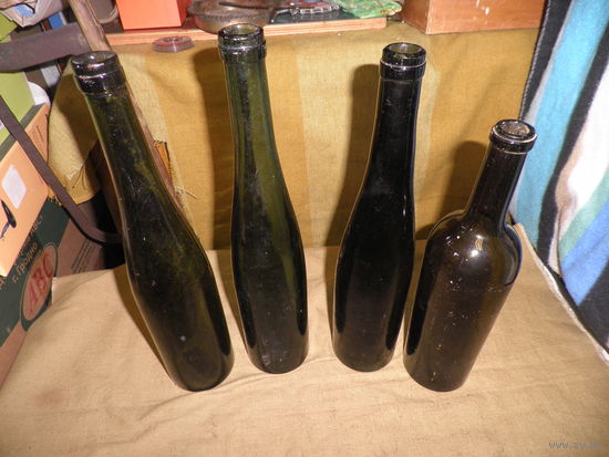 Бутылки ПМВ 4 шт..С рубля.