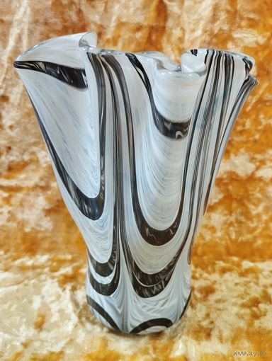 Ваза Медуза, высота 21 см. Нёман, СССР