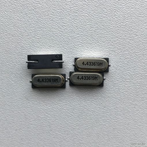 Кварцевый резонатор 4,433619 МГц - 4433,619 SMD49S4 (4.433619M)
