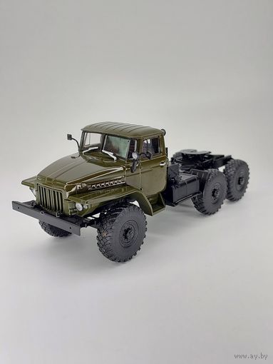 Уральский 377С от Автоистории 1:43