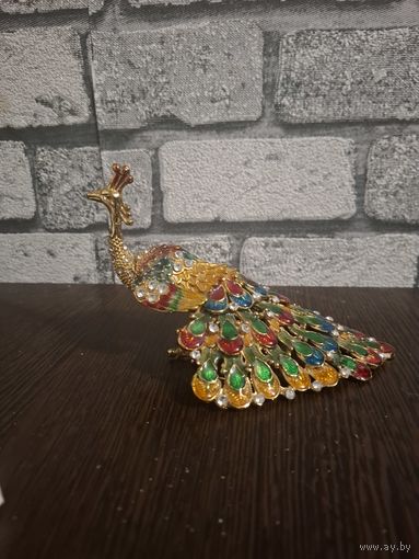 Бронзовый павлин