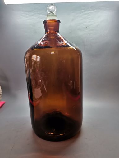 Бутыль СССР с притёртой пробкой. 5 литров.