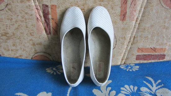 Туфли женские медицинские 39 р