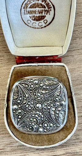 Брошь. Дресс-клип (зажим для платка)