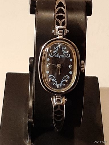 Часы ЛУЧ СССР.