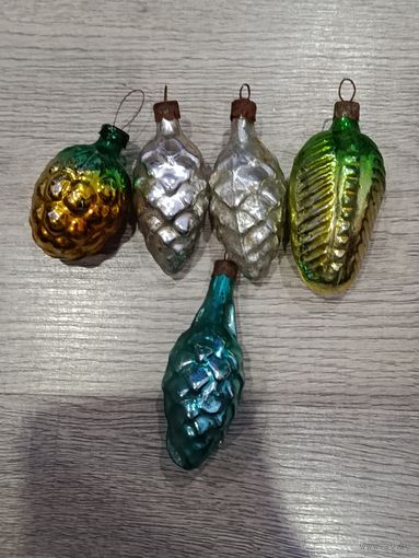 Игрушки на ёлку