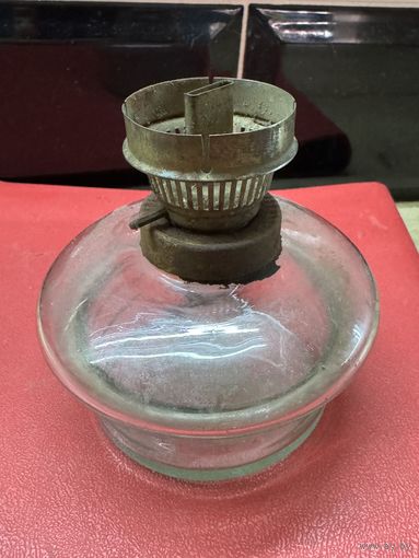 Керосиновая миниатюрная лампа.
