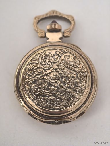 Часы кулон. ЧАЙКА. СССР. Позолоченные !!! на ходу.