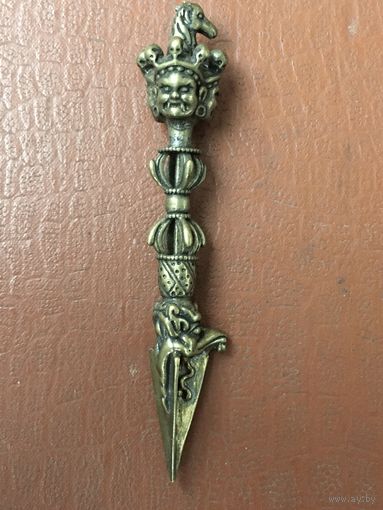 Буддийский предмет пхурба, бронза