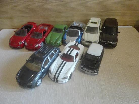 Модели автомобилей.siku".1/60.