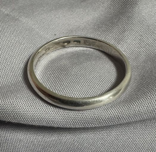 Кольцо серебряное 925 пробы. 29