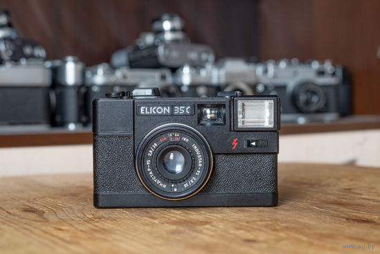 Фотоаппарат Эликон 35С, не частый вариант.