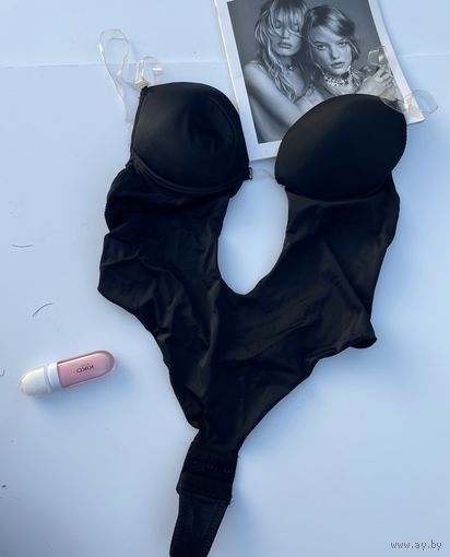 Боди с красивыми чашечками