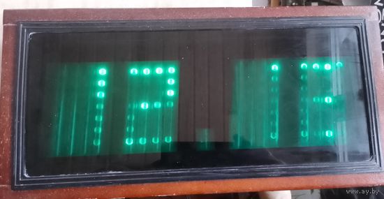 Часы электроника СССР рабочие в коллекцию с рубля