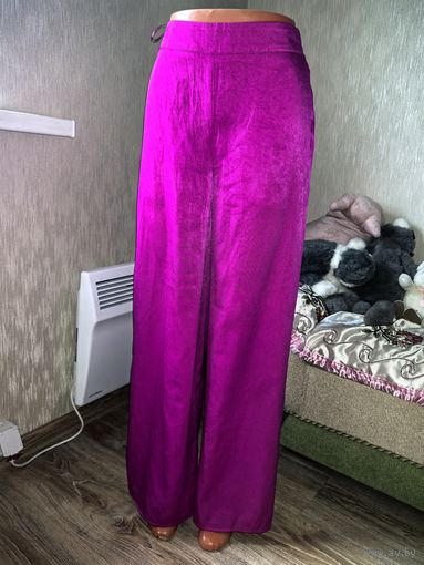 Брюки нарядно-выходные, р.42. Новые