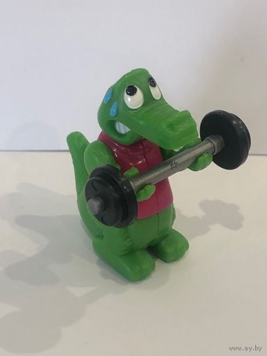 Фигурка киндер.