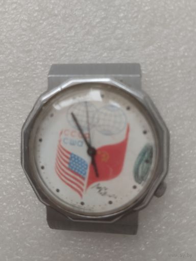 Часы Луч США и СССР.