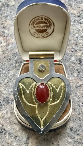 Кулон. Асык