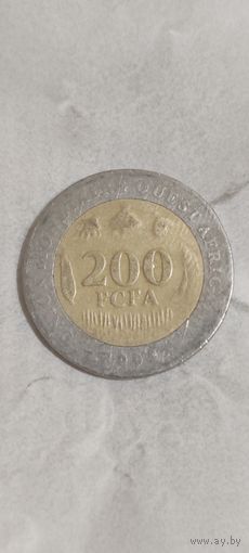 Западноафриканское государство 200 франк 2005